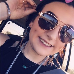 Meet your Posher, Brooke